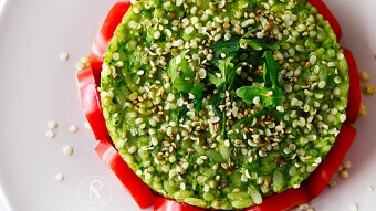Mix rice, millet and buckwheat with rocket pesto
