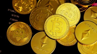 Bitcoin as an example of decentralised monetary policy system- my current work in progress