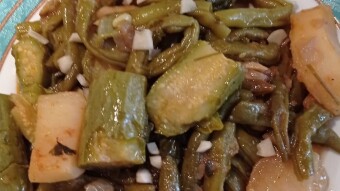 Foodbook #631 green bean and olive oil stew