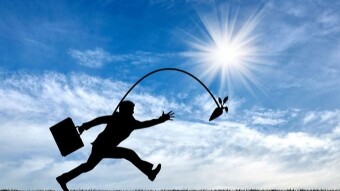 Chasing ‘hot shots’ is less likely to make you rich!