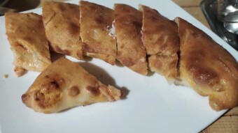 Foodbook #501 calzone
