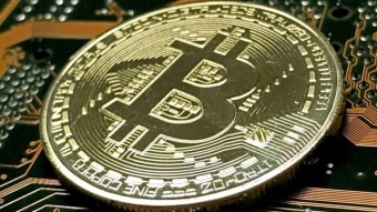 Is the blockchain as revolutionary as the Internet or does it just raise a lot ... "smoke"?