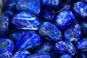 FOUR ENERGY CRYSTALS THAT ATTRACT LOVE!