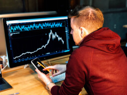 The Source of Profits for Day Trading: Day trading is not a zero sum game