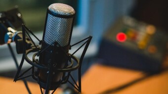 Decentralized Audio Podcasting with Aureal