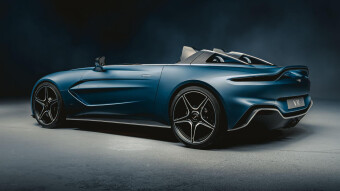 Au Naturel - Aston Martin V12 Speedster