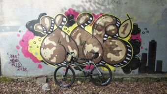Stanislaw Bareja falls in her grave - In pursuit of the Polish absurdity by bicycle - My Actifit Report Card: September 13 2022