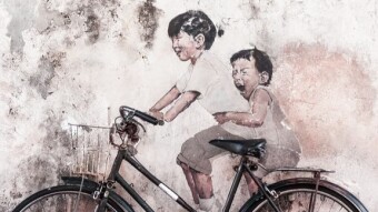STREET ART #18 - HAPPINESS