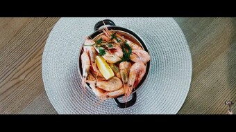 How I shot a sauna advertisement on a smartphone