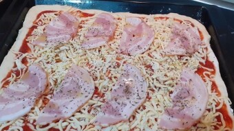Foodbook #743 how about handmade pizza ???