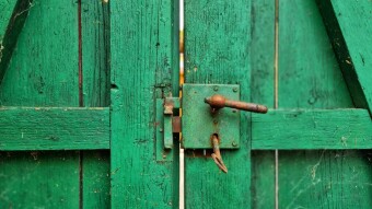 Why I Trust Crypto More Than the Banks: A Lifeline in a World of Control and Surveillance