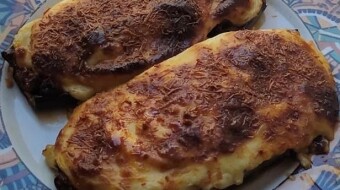 Foodbook #617 baked stuffed eggplants - Papoutsakia