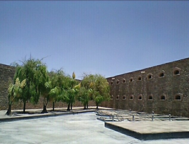 1ec338a786a6e2ba72ce266b7c2c56af4342115cb933d39203bc433bd9a9a6bb.jpg