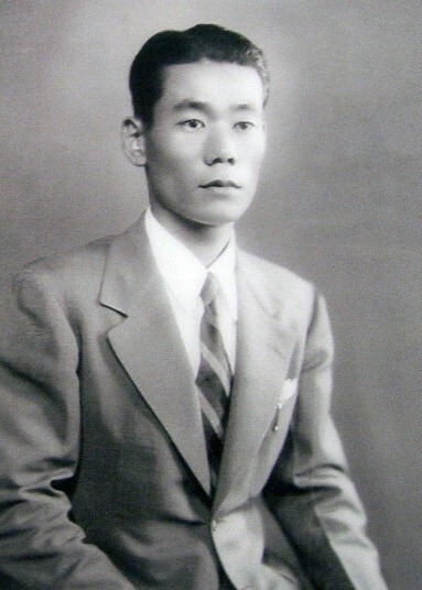 270471a973bb578a137a68f697dbbe977dda2220ad54371fb493e8d3a32a97fd.jpg