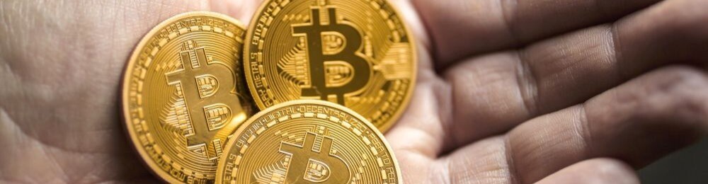 Who controls bitcoin? Are we a puppets?