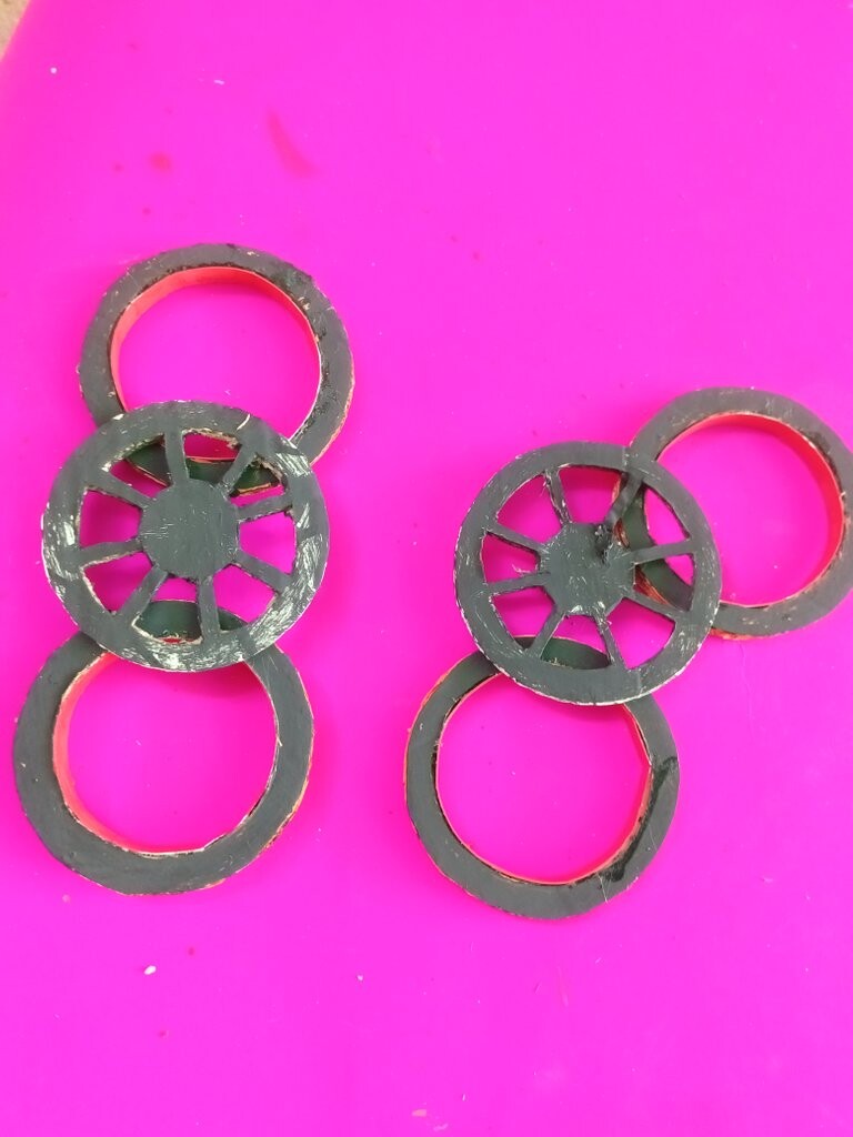ec32f9eb5cc185935b90a641dac656371a04bd2e4ab713c705e2028b439094ee.jpg