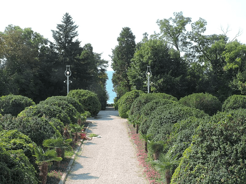 park alley Euxinograd residence