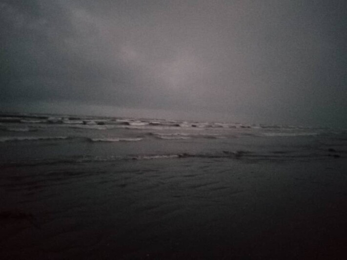Beach Trip Before Sunrise &amp; Stormy Sea