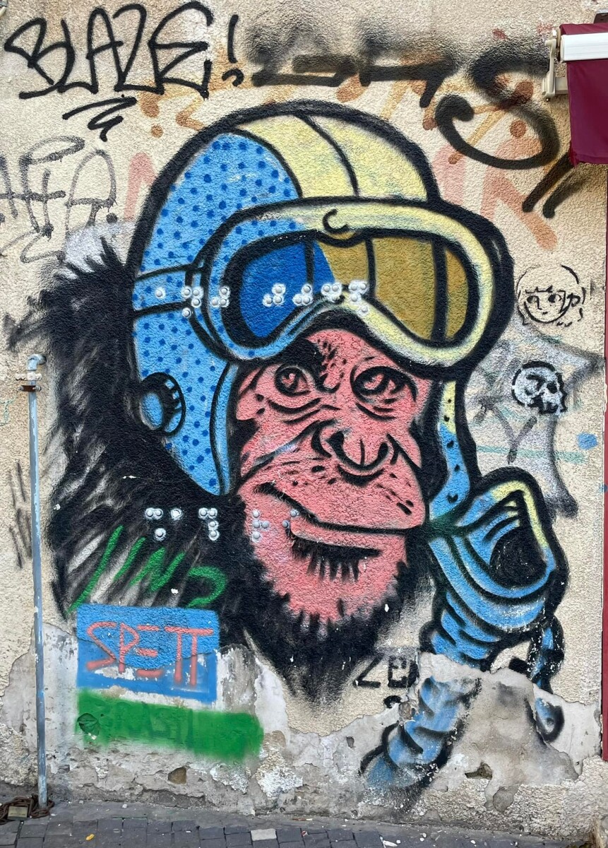 5d57816b2a7a227d27042a93144955624d1de8c627503f1a17fe931d6c46b178.jpg