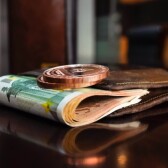 Utility Tokens vs Crypto Coins