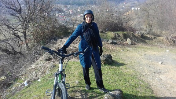 CYCLING! IRAN! GIRLS!