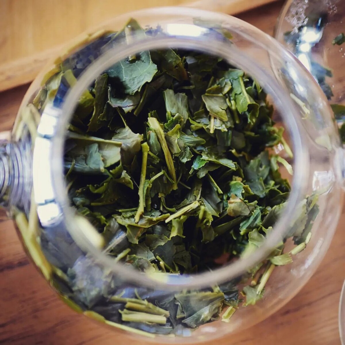 Leaves in teapot