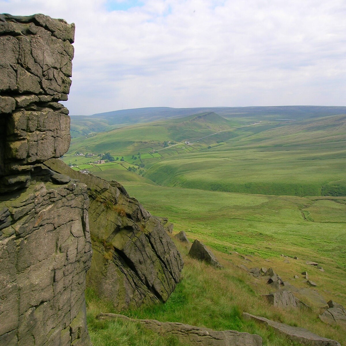 [source](https://pixabay.com/en/england-united-kingdom-landscape-92720/)