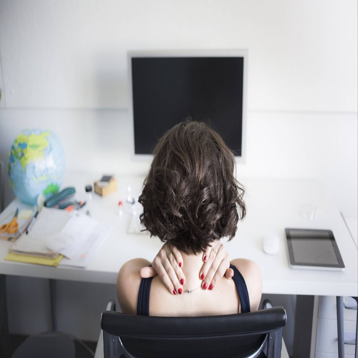 https://www.prevention.com/health/a22586222/body-aches-causes/