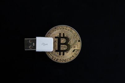 d1647872277da1f0c7073d84090557874d90a7309a4bd21eb109b3bd2a700c03.jpg