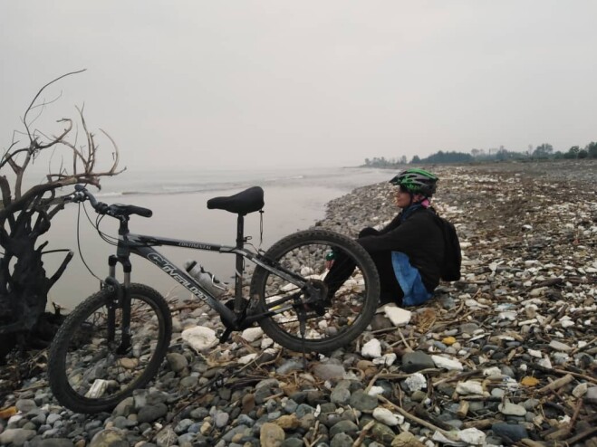 Cycling by The Beach in Iran, flood, nature,