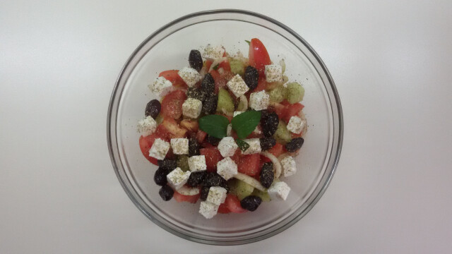 Greece - Food &amp; Drinks - Salad: Choriatiki