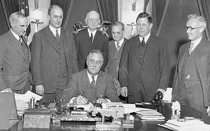https://www.federalreservehistory.org/essays/gold-reserve-act
