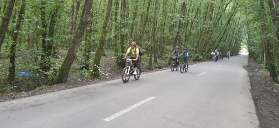 CYCLING! IRAN! GIRLS!