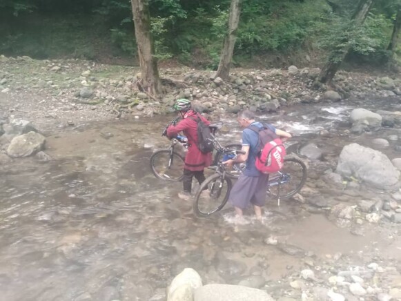 The Story of A Cycling Trip to The Unique Land of Kale Sara
