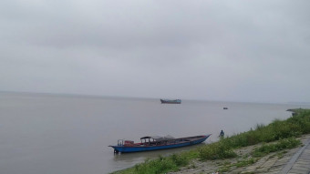 A Peaceful Day by the Riverside, Where Nature Meets Nostalgia