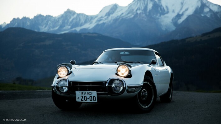 TOYOTA アシェット2000GT TOYOTA2000GT ダイキャストギミックモデルをつくる：ホーム