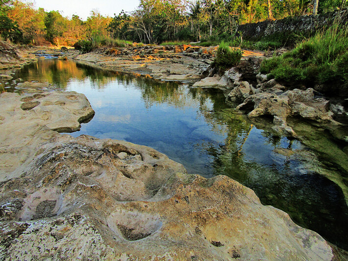 Pindul River, by abisai