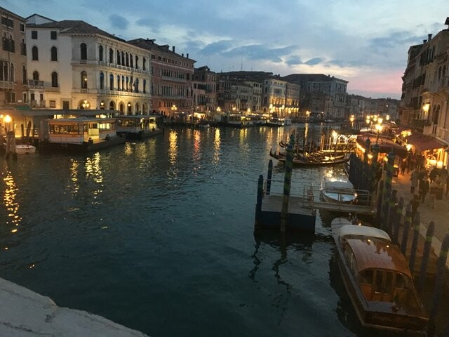 190903265-ba29d04f35da11a91a0747847b1aea499600666e5e4b25d72730631a7ac56c51.jpeg