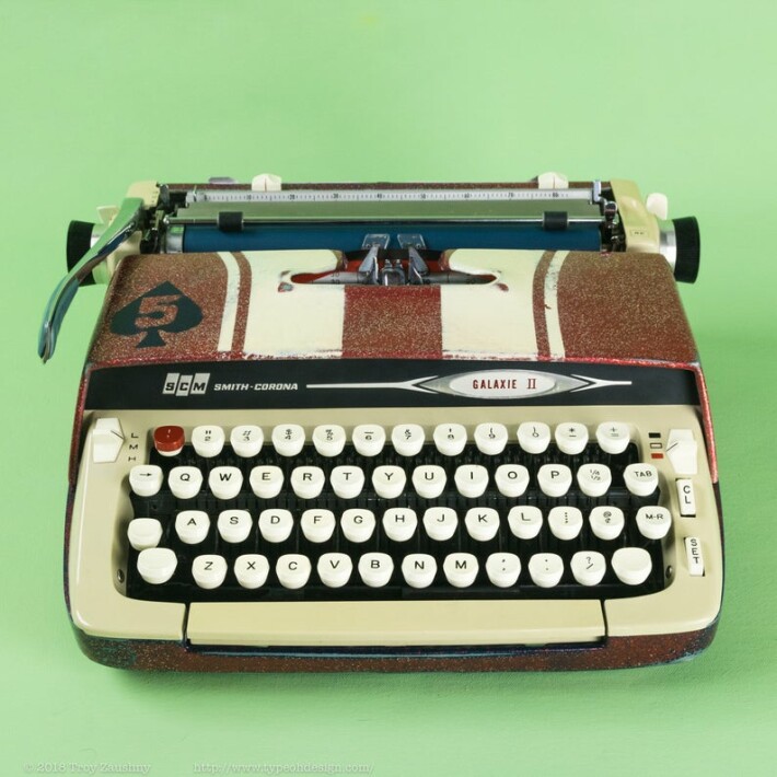 manual typewriter