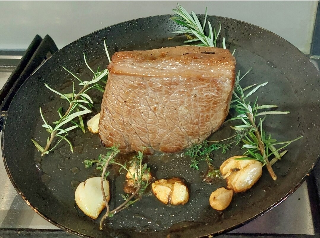 4a0338cea2421a8dba8d93a00065c39e089e1aaa2fcde6773bc3795bc3980ddf.jpg