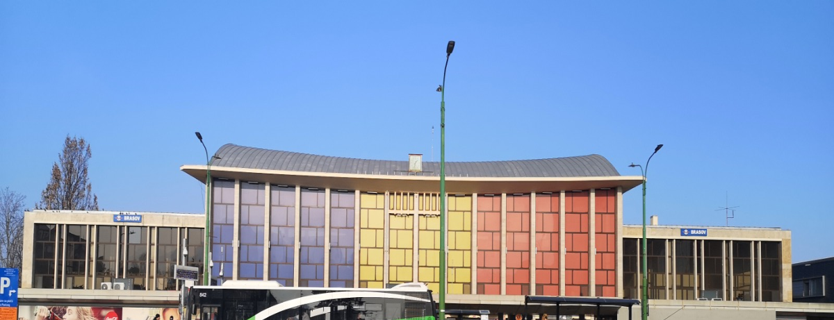 Romanian flag on the Train station