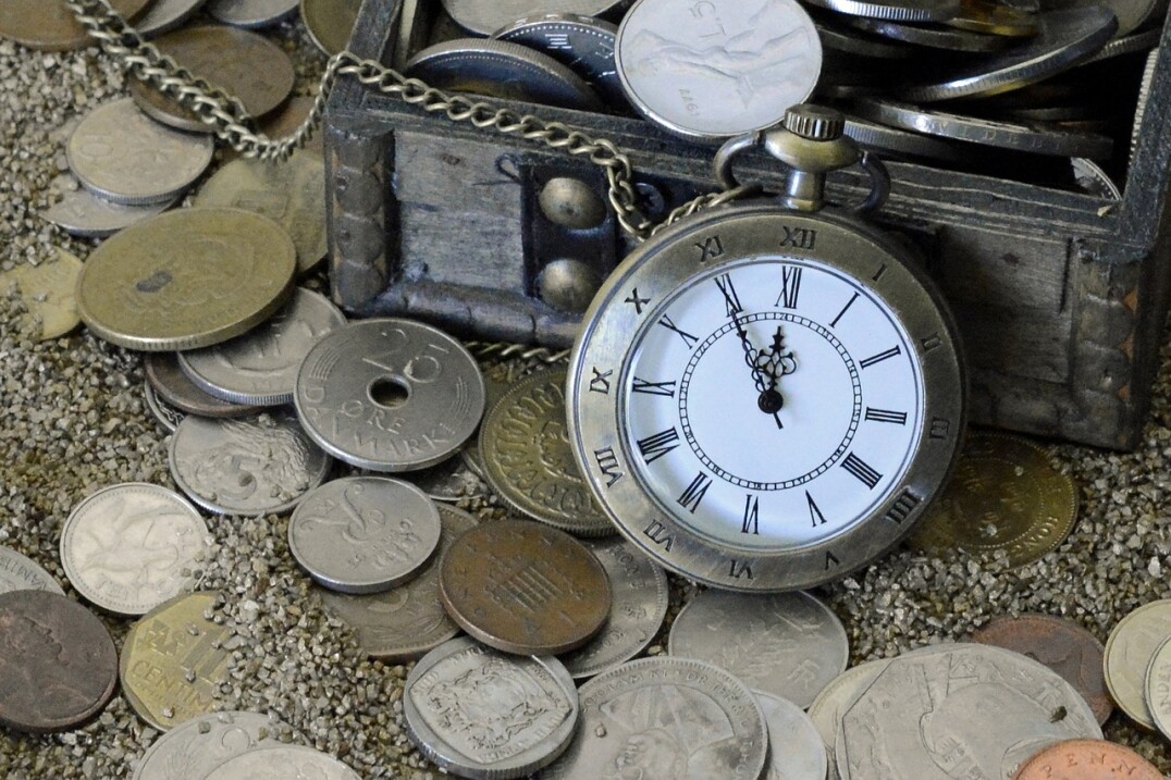 coins with a clock