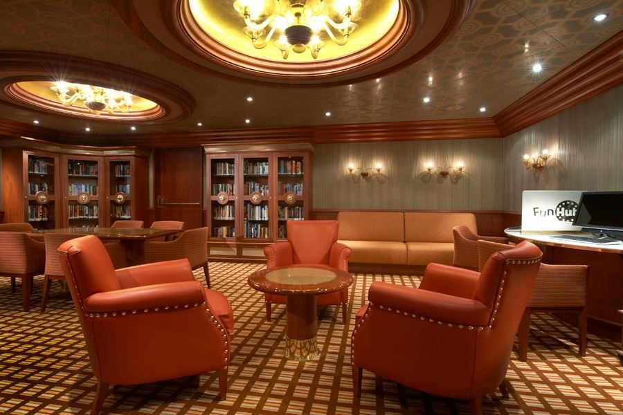 Cruise ship