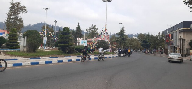 CYCLING! IRAN! GIRLS!