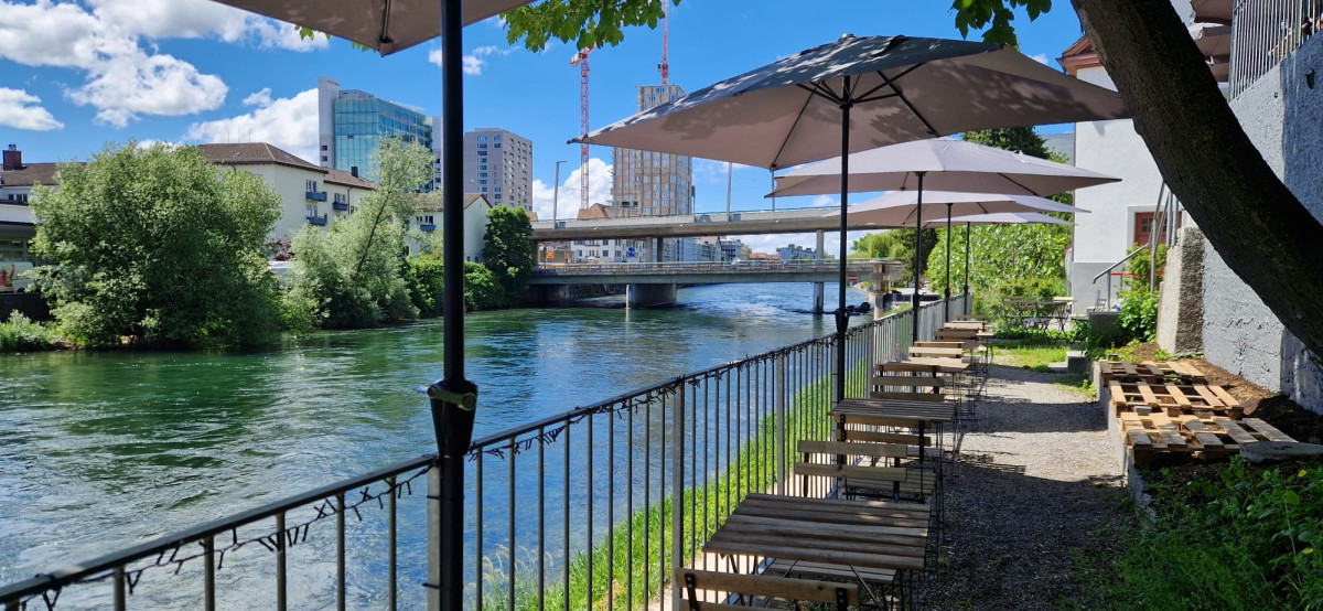 restaurant by the Limmat