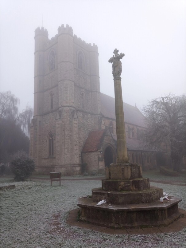 The atmosphere of foggy Oxford