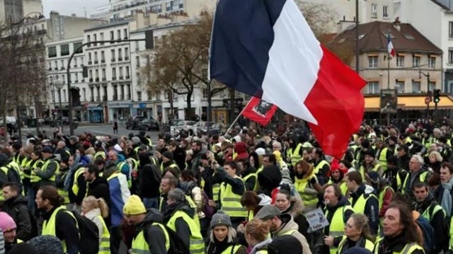 French protesters Feb. 2021