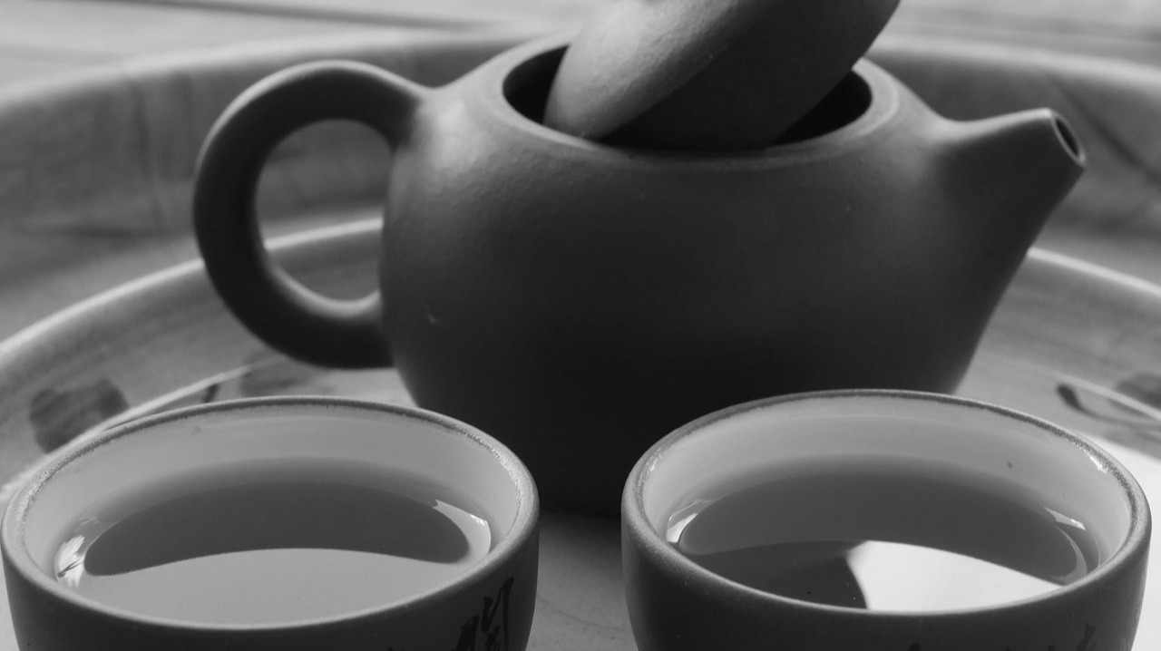 Black and White teapot