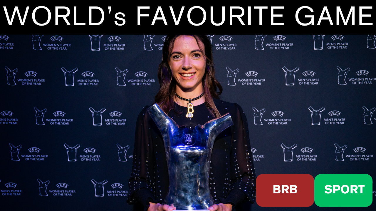 Aitana Bonmati the Women's European Player of the year holds her award