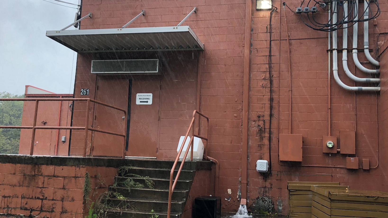 Healthy Shopper Market back door
